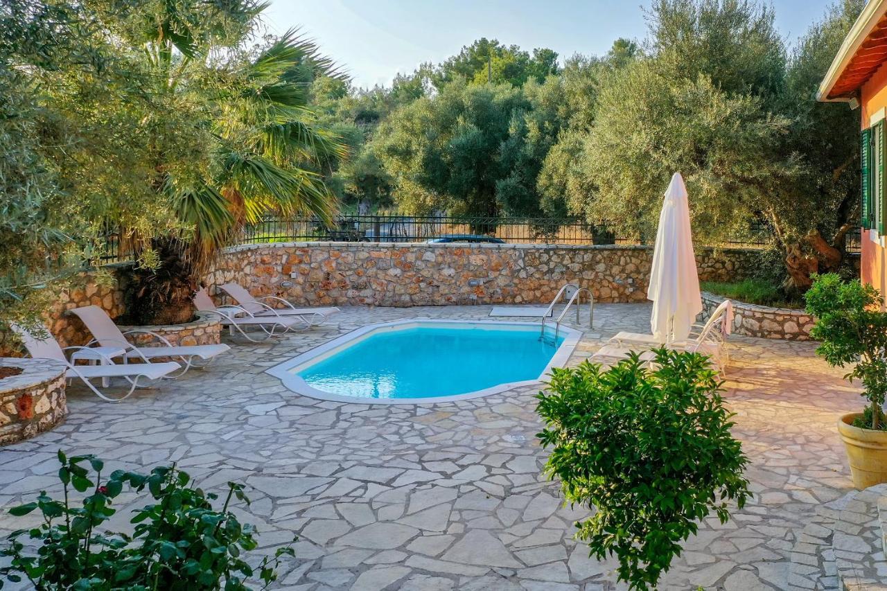 Villa Elite Escape Tsoukaládhes Exterior foto